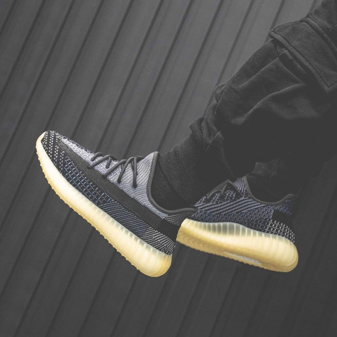 Yeezy Boost 350 V2 'Carbon'