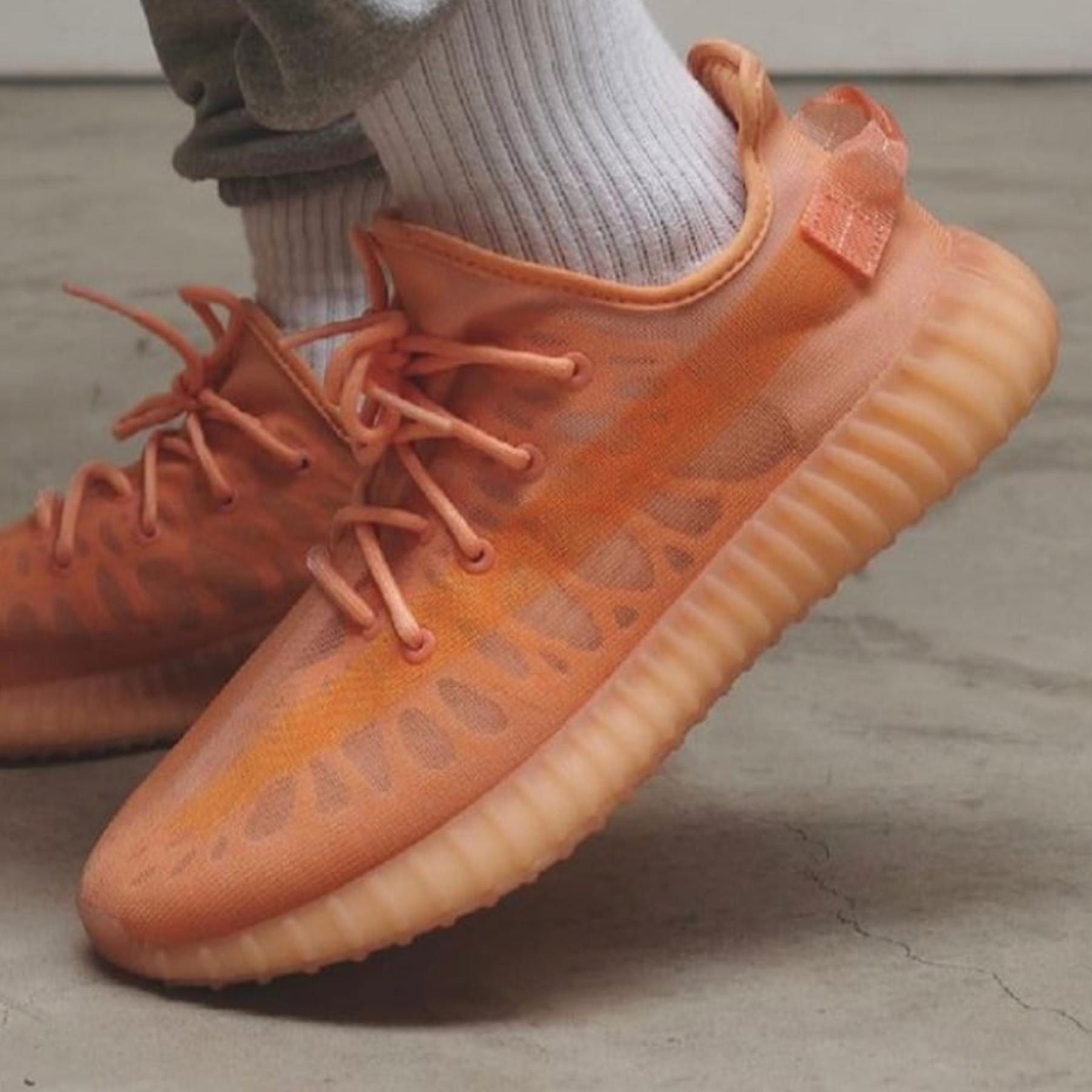 Yeezy Boost 350 V2 'Mono Clay'